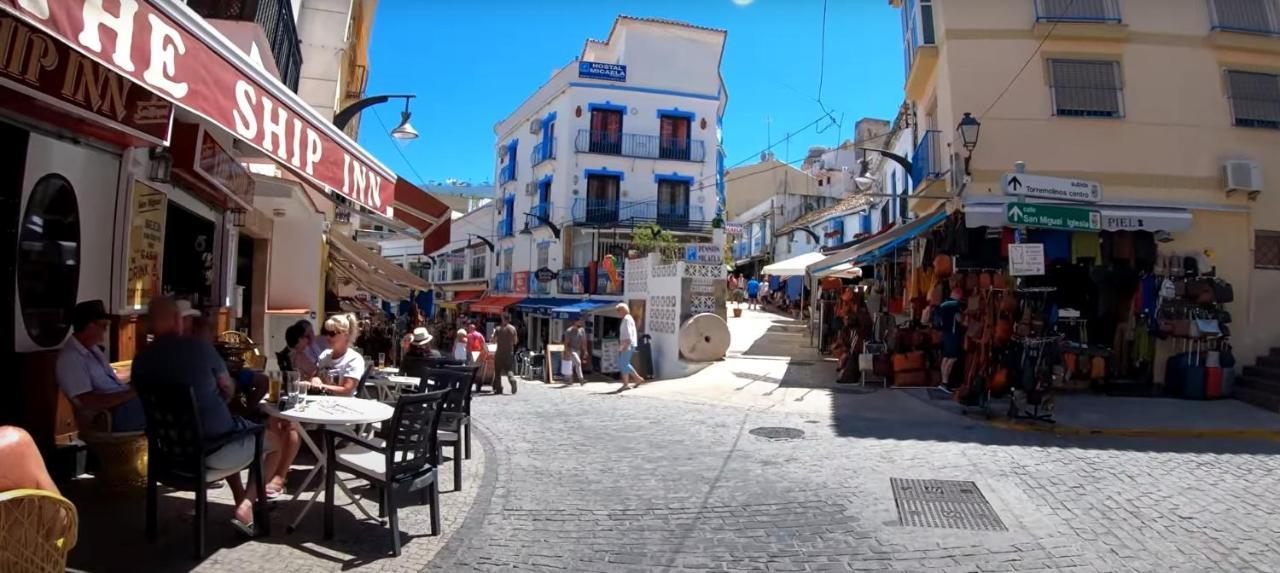 Micaela Charming Hostal Torremolinos Esterno foto